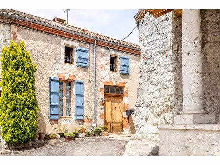 vente maison 6 pièces 210 m² à auvillar (82340)  241 500 €