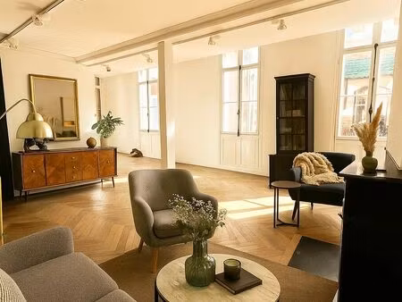 location appartement 4 pièces 175 m2 à perpignan