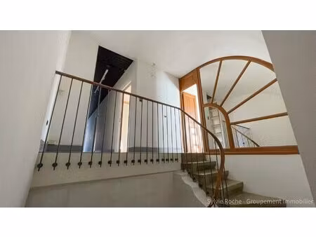 orange bureaux de 62m2  transformables en habitation (ag en cours) avec cave et petite...