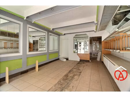 location local commercial 83m² barr 67140