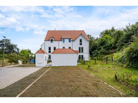 appartement te koop in luik met 3 slaapkamers