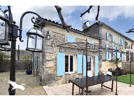 vente maison 5 pièces 146 m² à cherves-richemont (16370)  265 500 €