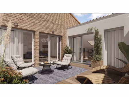 t4 en dernier étage avec patio intérieur – quartier saint-cyprien