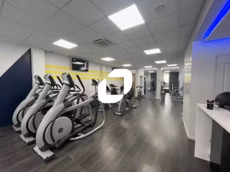 a louer  250m2 de bureaux en rdc  centre ville de malakoff