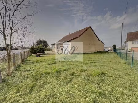 maison avec fort potentiel à 3 min de louhans – belle opportunité de rénovation