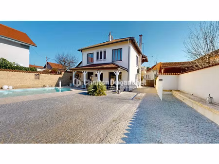 vente maison 6 pièces 167 m² à roanne (42300)  333 000 €