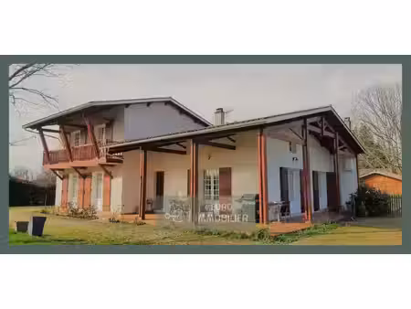 a 10 mns de bazas - maison de type basquaise  7 chambres   dépe