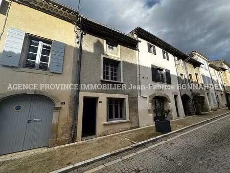 vente maison de village 4 pièces 126m2 grignan 26230 - 149800 € - surface privée