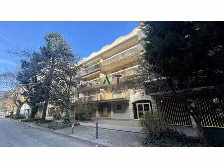 vente appartement 1 pièces 24m2 grenoble 38000 - 87000 € - surface privée