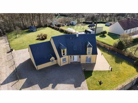 vente maison 7 pièces 140 m² à rocheville (50260)  339 625 €