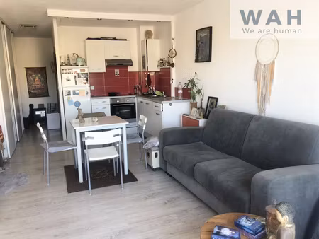 studio vue port du cap d'agde - 2eme étage avec balcon