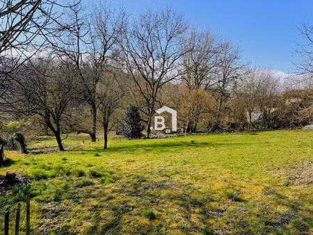 terrain 776m2 - meyrieu les etangs