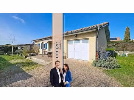 maison - plain-pied - 3 chambres - garage - terrasse - jardin - au cœur du village