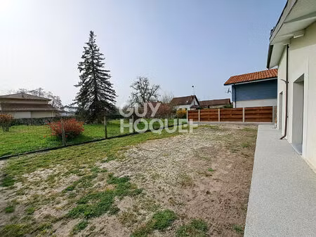 maison meublée individuelle neuve avec jardin