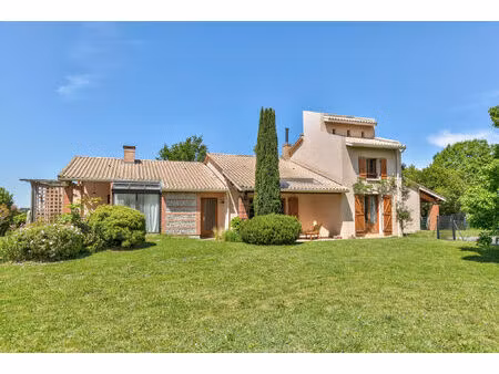 vente maison 5 pièces 205 m² castanet-tolosan (31320)