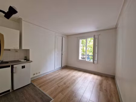 tours grammont a louer studio de 14.93m2