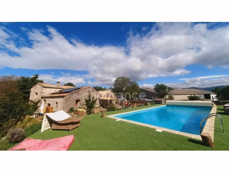 vente ferme 6 pièces 241 m² à blandas (30770)  420 000 €