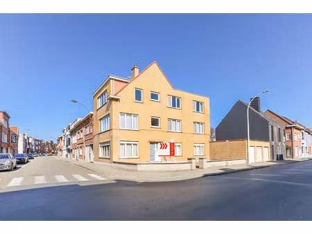 huis te koop in zwijndrecht met 6 slaapkamers