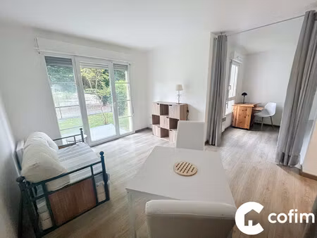 appartement t1/2 - pau- meublé avec extérieur secteur centre l