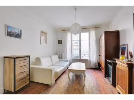 studio lumineux de 29 m²  paris 16ᵉ  étage élevé