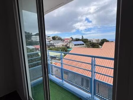 location appartement 2 pièces 31 m² à saint-denis (97490)