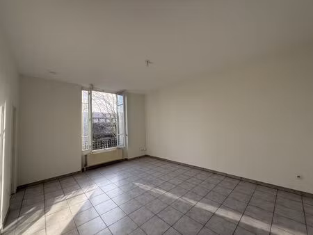 location appartement 2 pièces 57 m² à lyon 6 (69006)