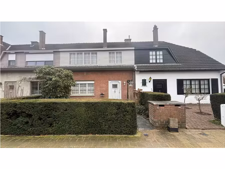 huis te koop in assebroek met 3 slaapkamers