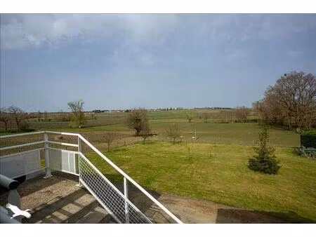 vente maison 6 pièces 157 m² cadillac-sur-garonne (33410)