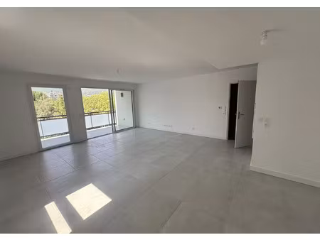 vente appartement 82 m² meylan (38240)