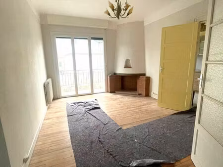 location appartement 3 pièces 70m2 pau 64000 - 800 € - surface privée