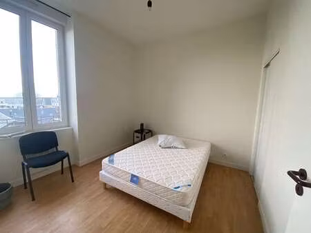 location appartement 3 pièces à dinan (22100) : à louer 3 pièces / 55m² dinan