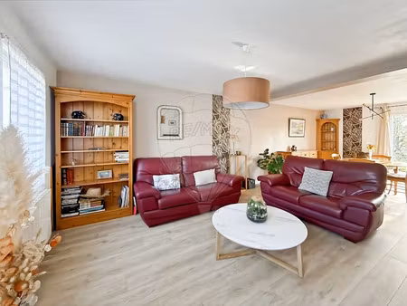 vente maison 5 pièces 97 m² à nantes (44000)  437 855 €