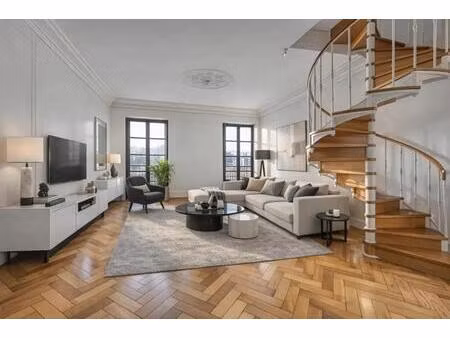 élégant duplex 7 pièces avec vue à grenoble