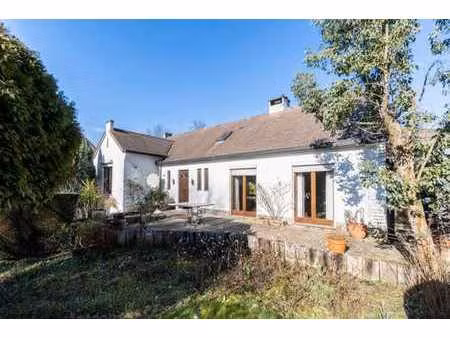 villa 2/3 ch avec grenier amenageable!