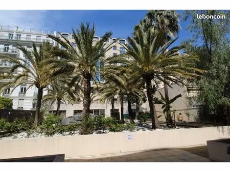 grand studio avenue des fleurs