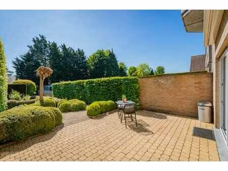 spacieux duplex avec jardin à vendre à buizingen