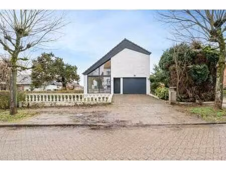 maison ouverte rénovée à zaventem