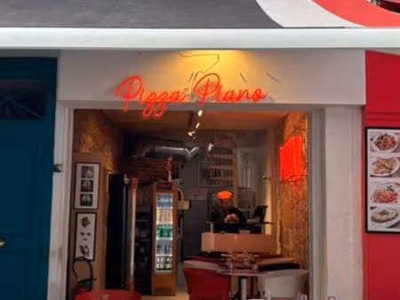 local restaurant marais