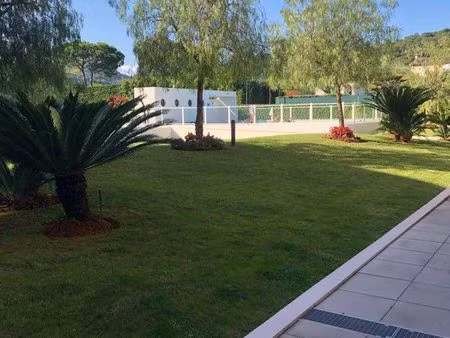 2 pièces 46m2 . la roquette sur siagne 06550 . quartier saint jean