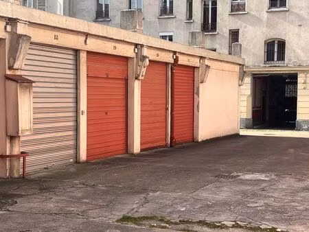 box de stockage en rdc