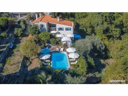 propriété de charme de 200 m2 avec vue exceptionnelle