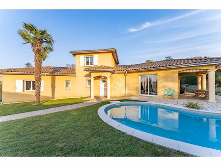 vente maison 6 pièces 135 m² à reyrieux (01600)  535 000 €