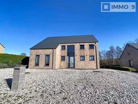 magnifique maison 4 facades