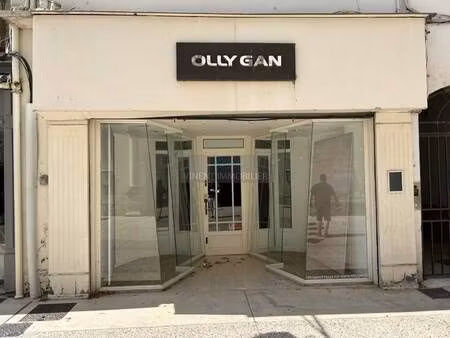 local commercial à louer