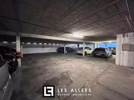 parking à louer
