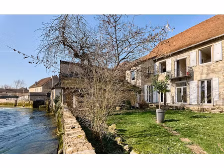 vente maison 13 pièces 476 m² à voiteur (39210)  840 000 €