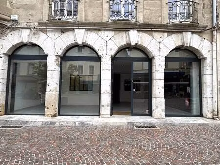 local commercial à vendre