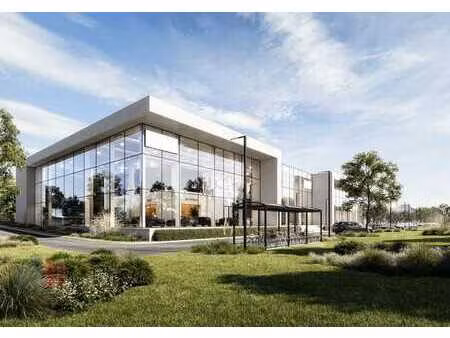 754 m² d'entrepôt avec 511 m² de mezzanine