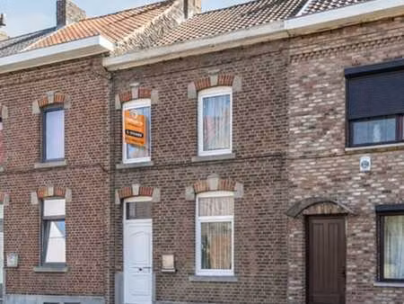 maison 2 chambres avec jardin bien située!