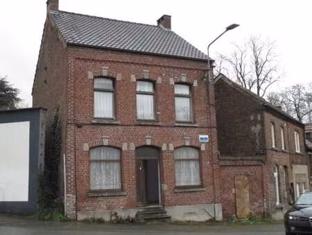 coquette maison de campagne 4 façades.